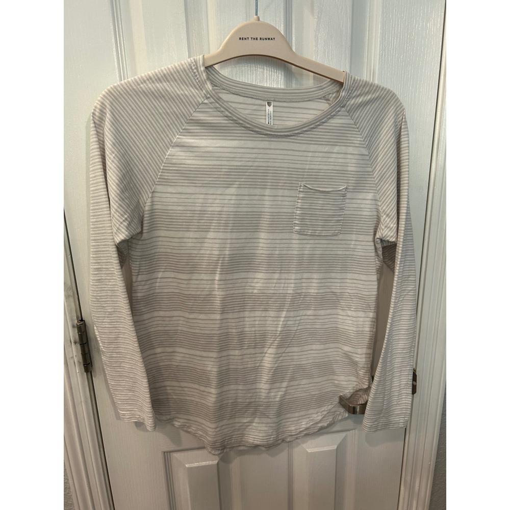 Kuhl Long Sleeve Top Gray Striped Raglan Pocket Curved Hem Shirt